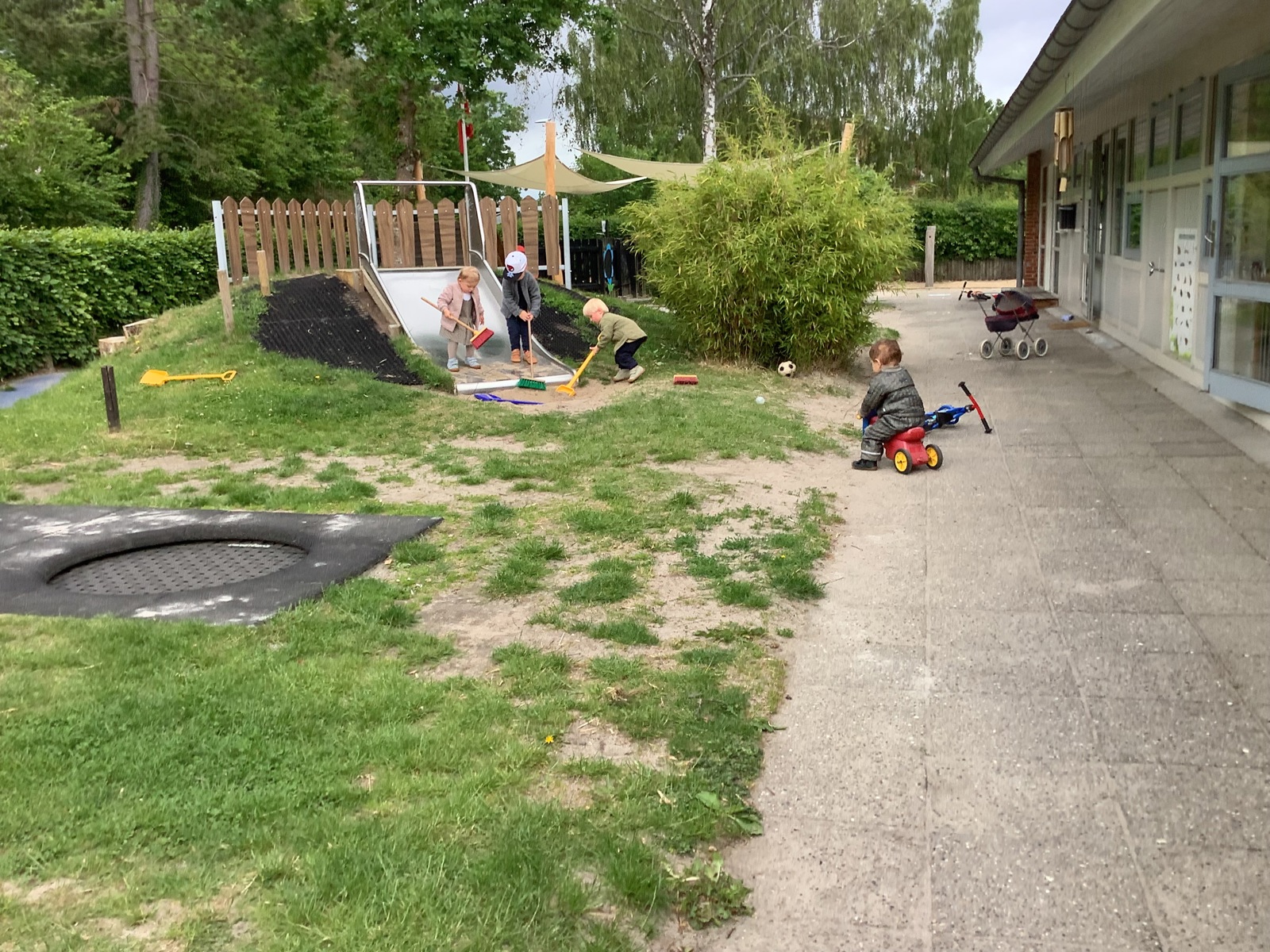 Vuggestue Frederiksgaarden - Legeplads